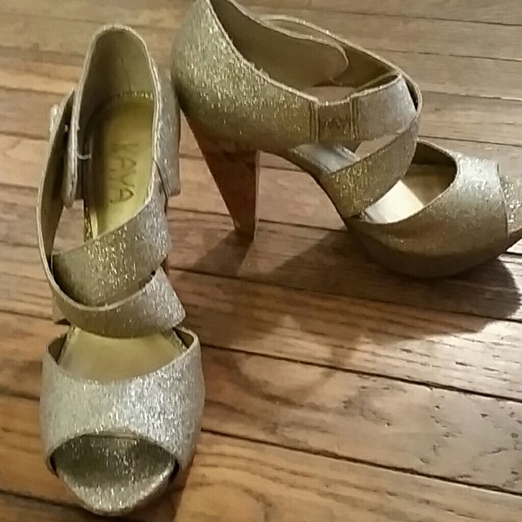 ZAYA GLITTERING GOLD HEELS - Picture 3 of 7