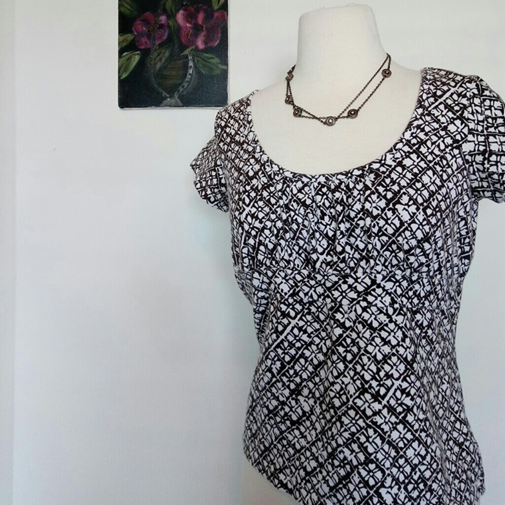 Lucky St Patrick's Day U- Shaped Petite Blouse\Top