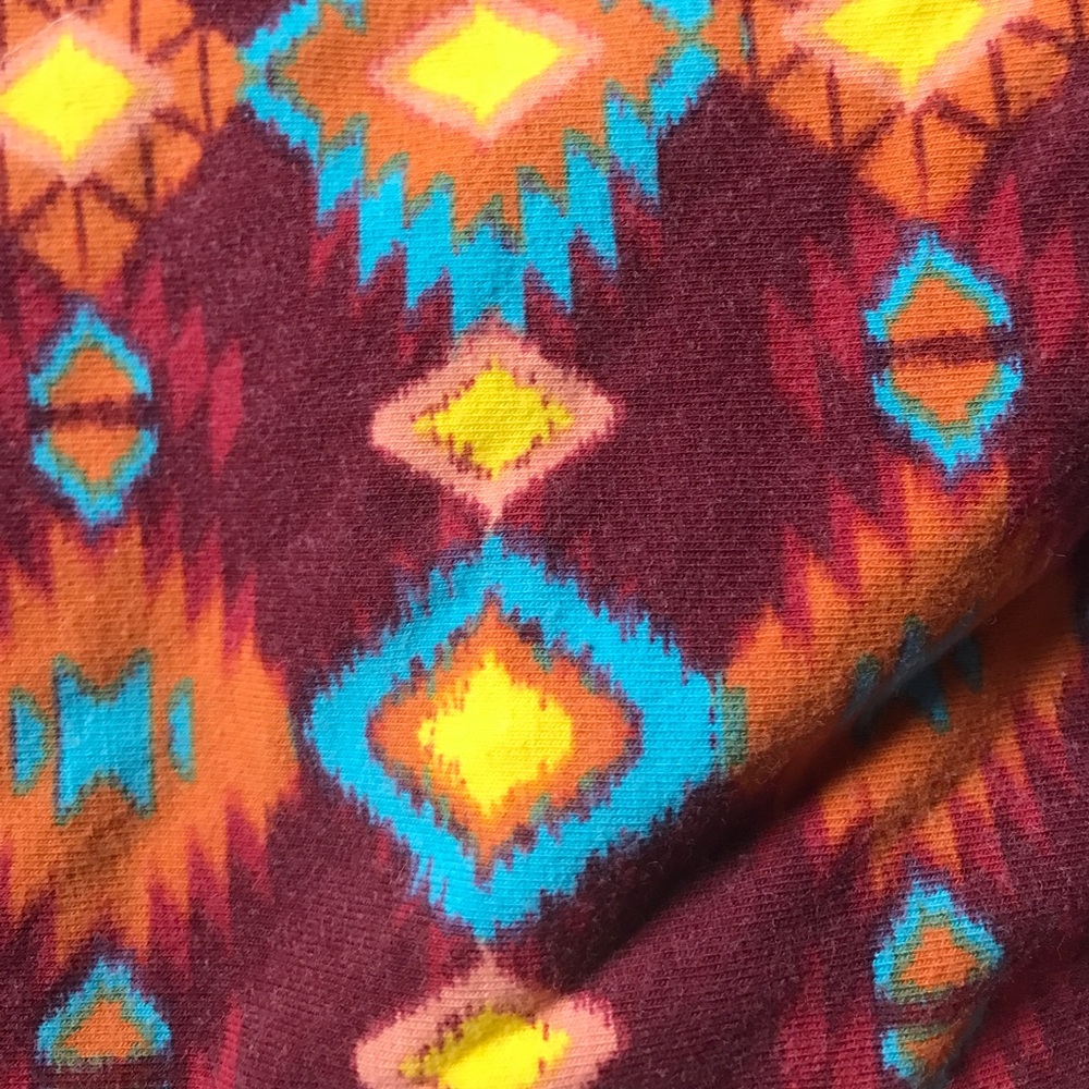 Aztec Crop Top - Picture 2 of 3