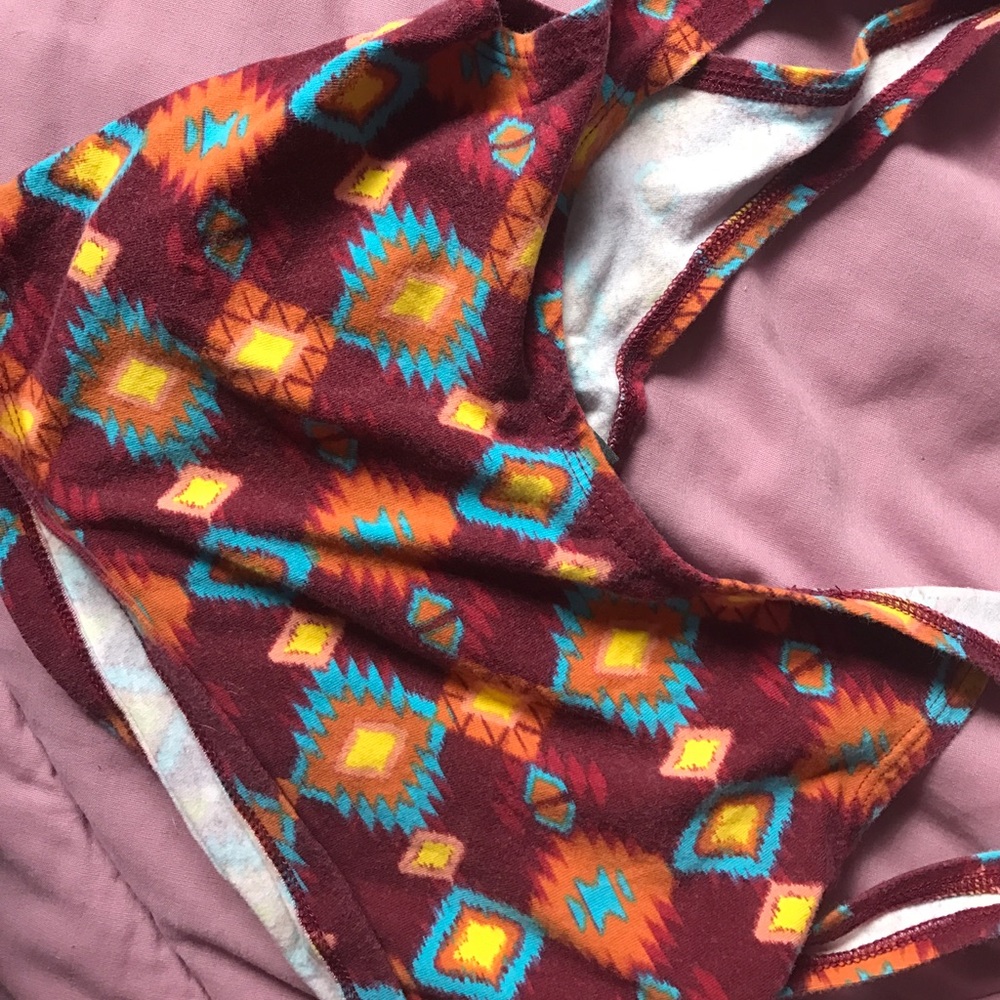 Aztec Crop Top - Picture 3 of 3