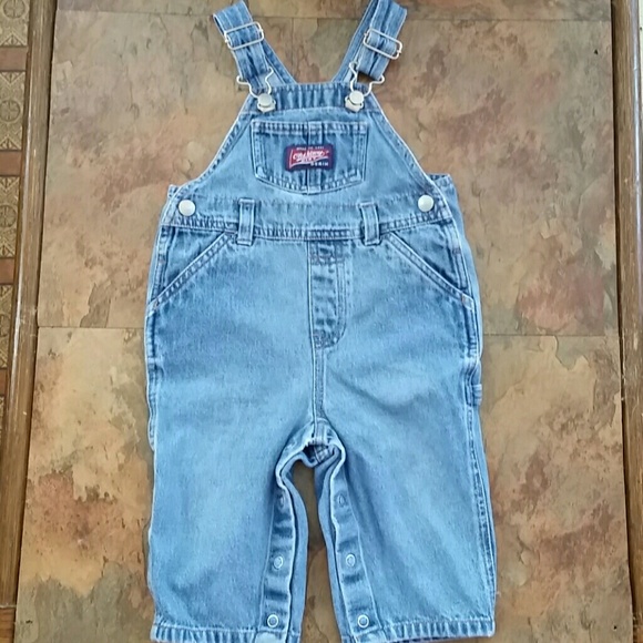 πΆπHPπOld Navy baby overalls and onesie - Picture 2 of 6