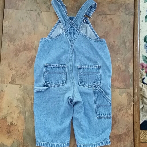 πΆπHPπOld Navy baby overalls and onesie - Picture 4 of 6