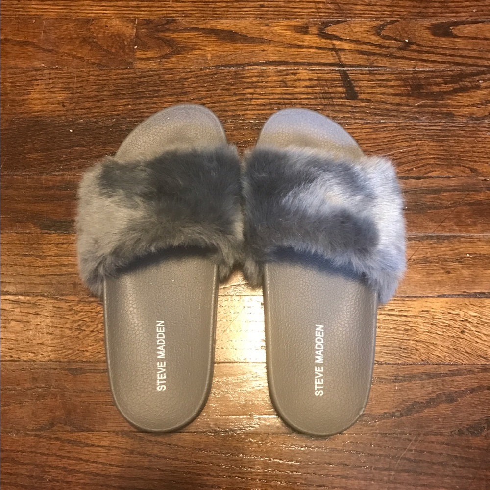 Fury Steve Madden Slides