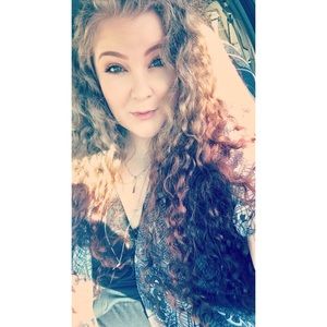 Meet your Posher, Jade