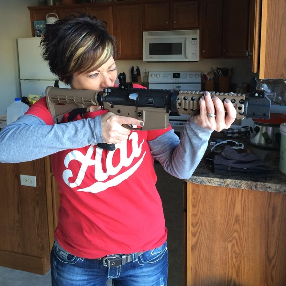 Meet your Posher, Crystal - Picture 1 of 1