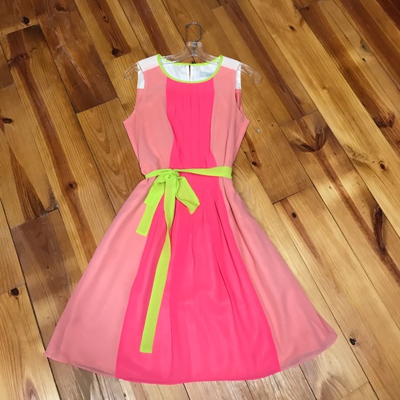 LOFT Dresses & Skirts - Beautiful LOFT Dress