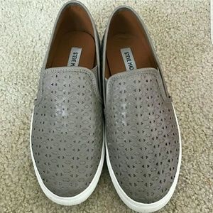 Steve Madden Slip Ons