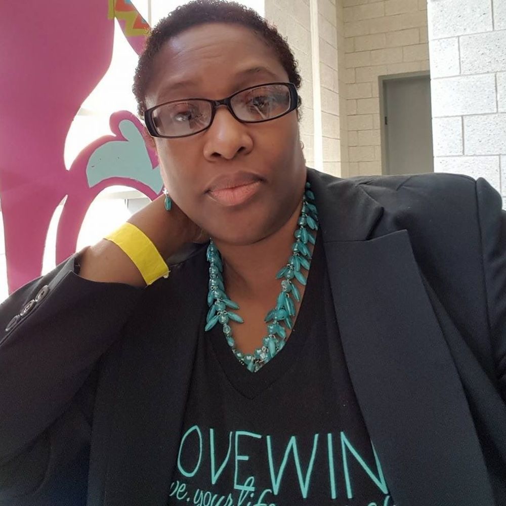 Meet your Posher, Annette