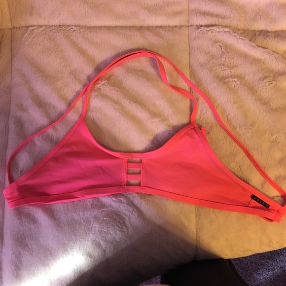 Jolyn Clothing Other - jolyn top