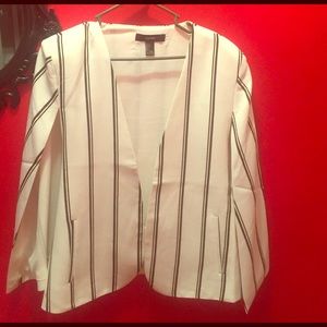 Forever 21 White/black pin stripped blazer
