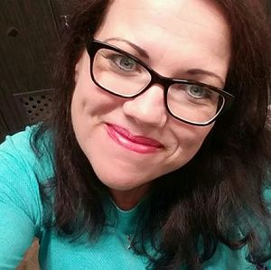 Meet your Posher, Billie