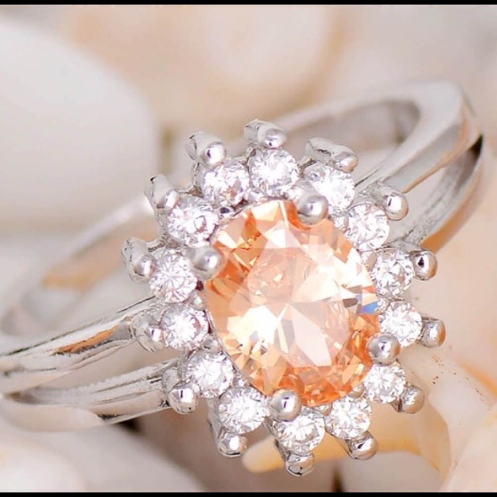 NEW GORGEOUS SILVER RING❗️CLOSET CLOSING❗️