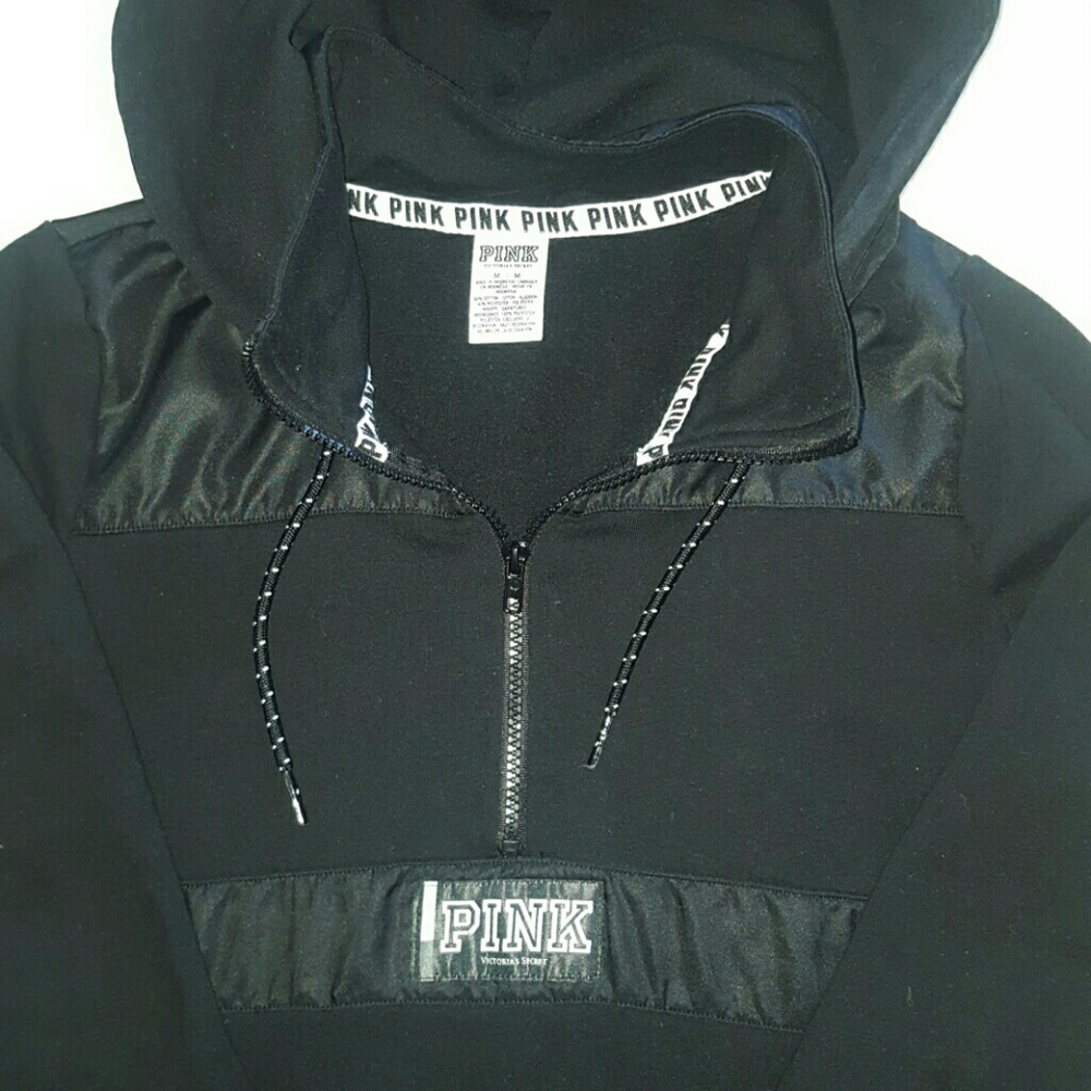 🚫SOLD ON MERC🛇VS PINK Quarter Zip Hoodie