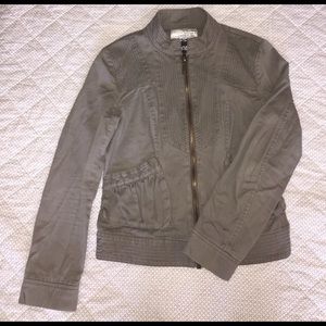 Lightweight zip up jacket