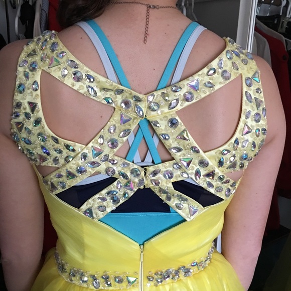 Yellow Prom Dress with rhinestone accenting - Picture 3 of 4