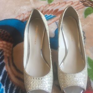 Use Audrey Brooke heels size 10