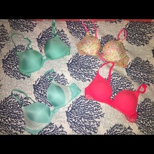 Lot of Victoria's Secret Push up bras
