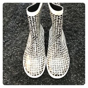 Authentic coach rain boots
