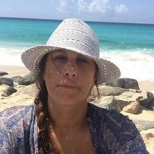 Meet your Posher, Cristina