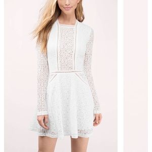 SALE! L/S backless white lace skater dress