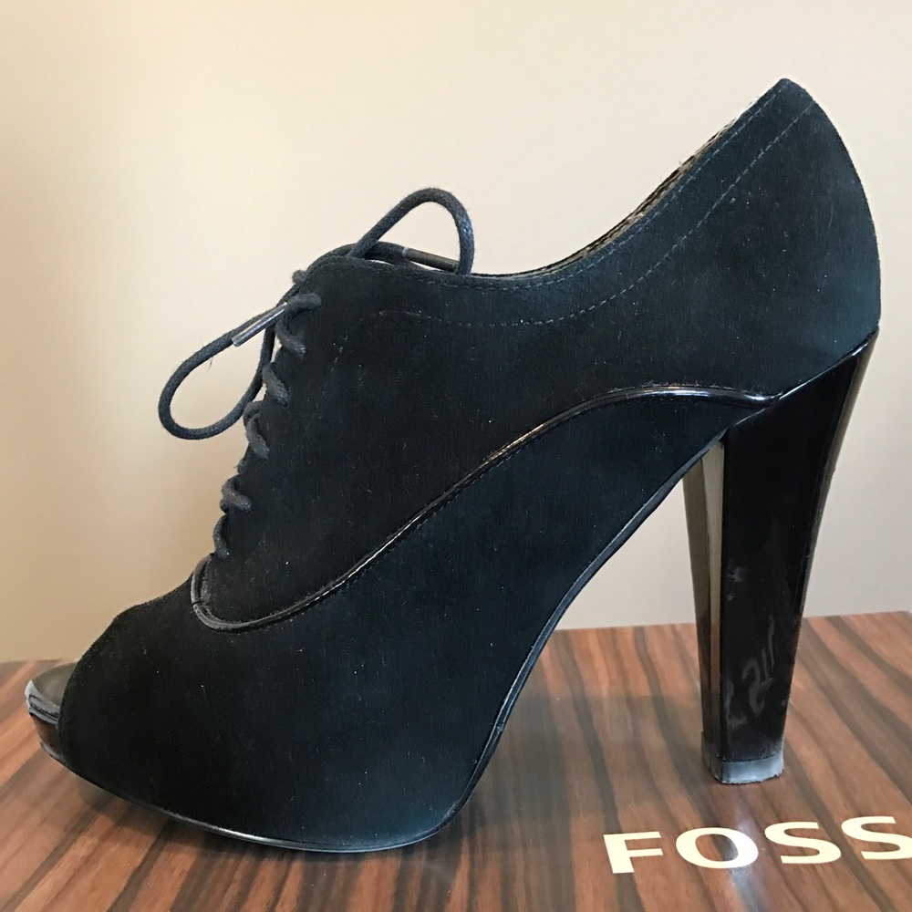 Ann Taylor Loft booties
