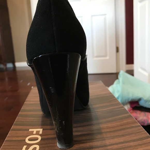 Ann Taylor Loft booties - Picture 2 of 3