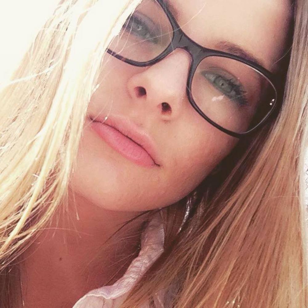 Meet your Posher, Mikaela