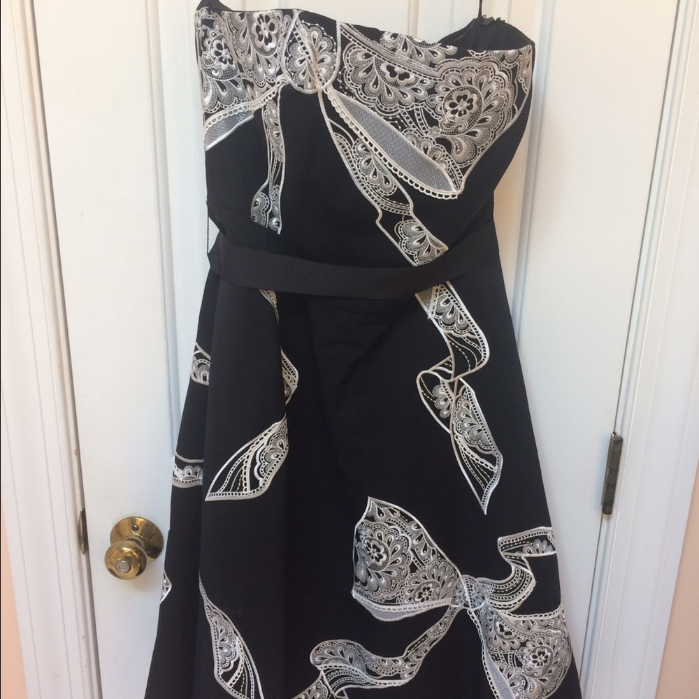 Strapless dress