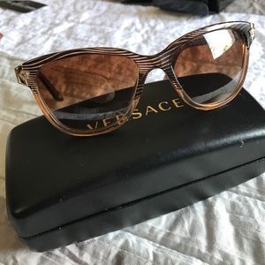 Woman's Versace glasses
