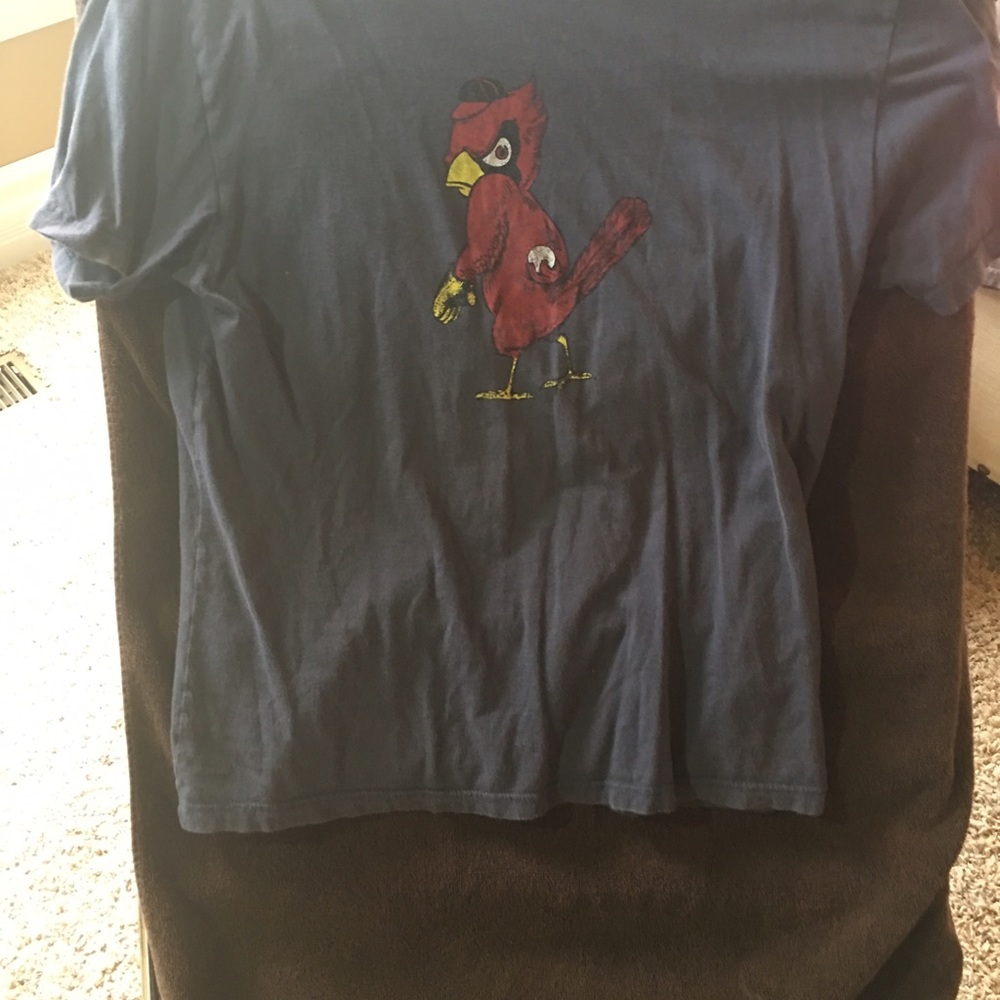 Tee shirt