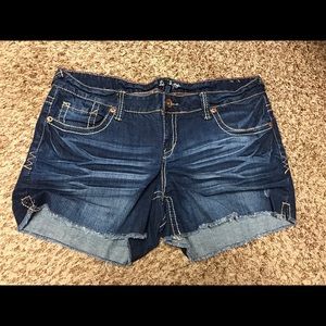 Denim shorts 18