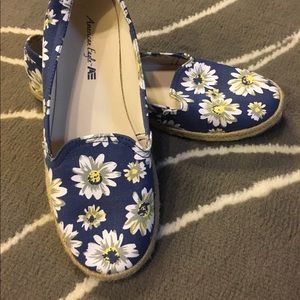 Daisy print AE espadrilles 9