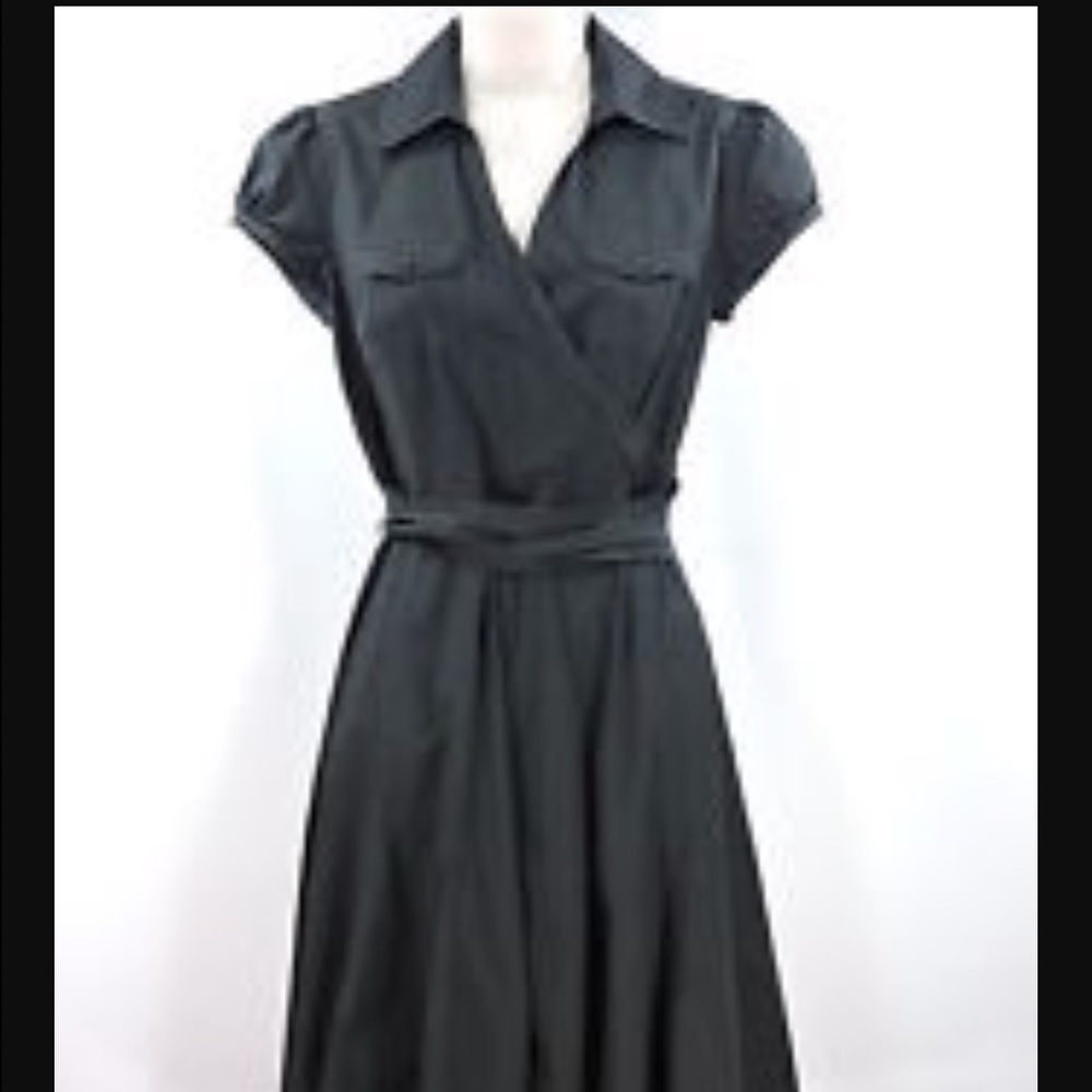 Ann Taylor LOFT Solid Cotton Blend Short Sleeve.