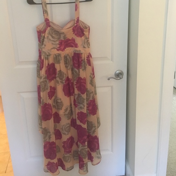 Forever 21 Hi-Low Floral Dress - Picture 2 of 2