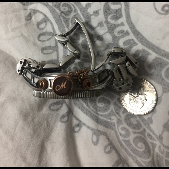 Miché Men's Watch. - Picture 5 of 8