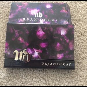 Urban Decay Shadow Box  Eyeshadow Palette