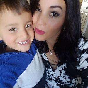 Meet your Posher, Yolanda