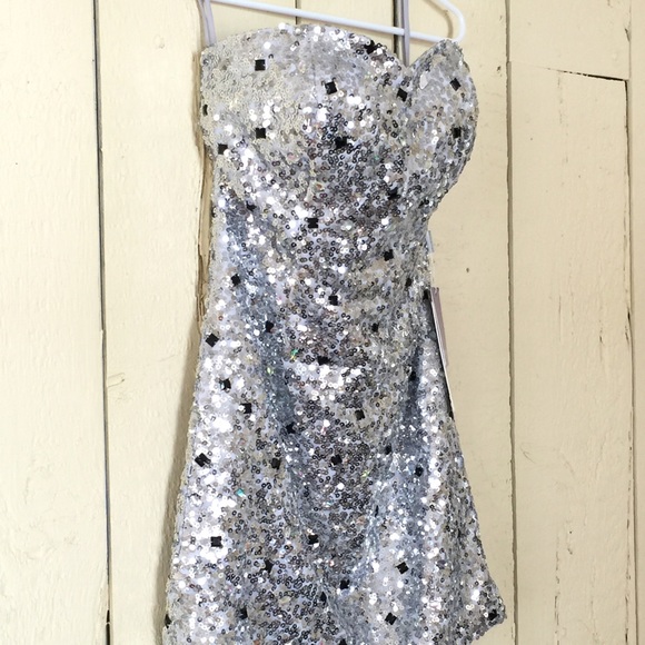 BNWT Sexy Sequin Mini - Picture 2 of 7