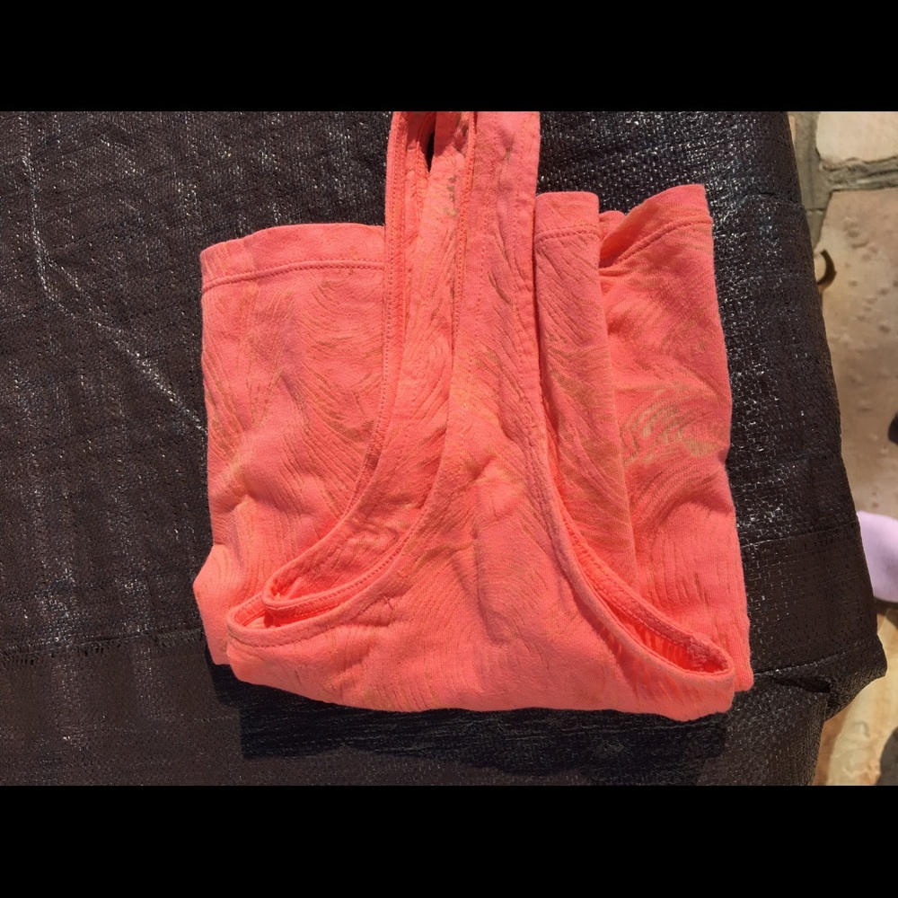 Tank top - Picture 3 of 3