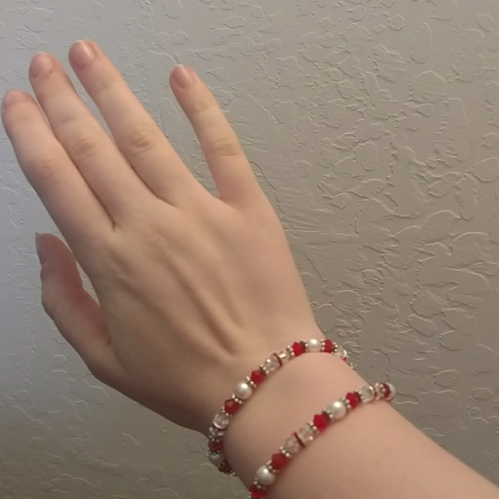 Crystal and pearl bracelet