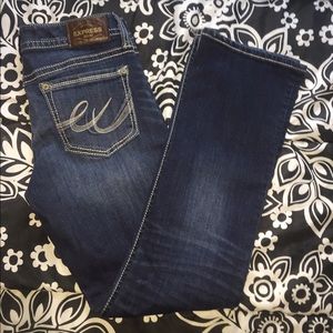 Express Stella Low Rise Barely Boot Sz 4 short