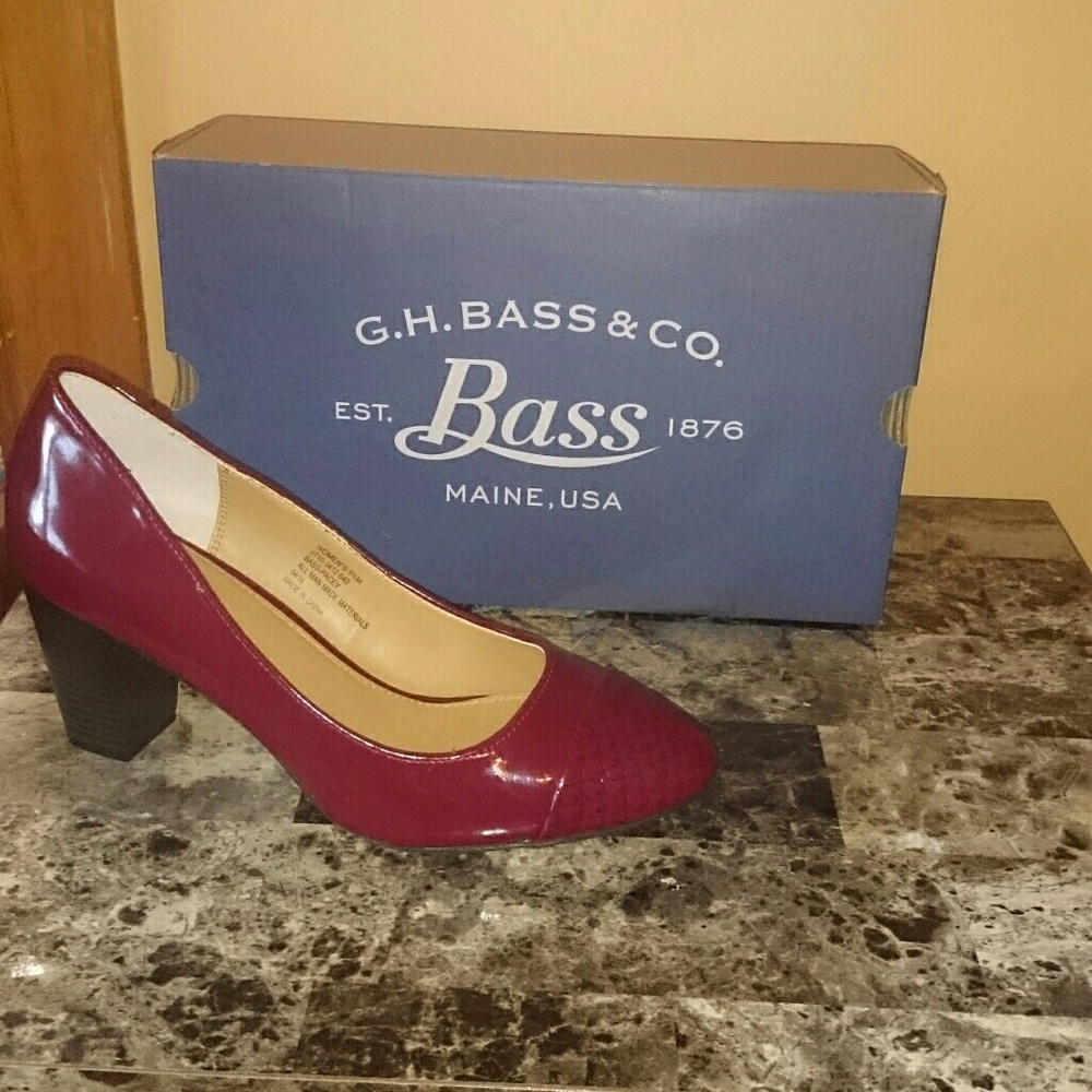 SOLD    BASS chunky heel pumps sz 9.5