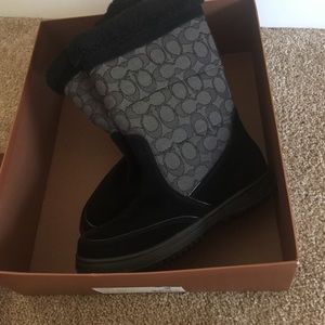 Brand new coach boots