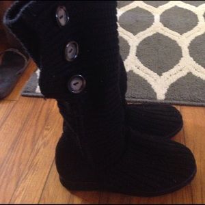 Sweater Boots