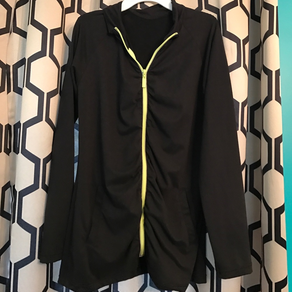 Women's workout jacket