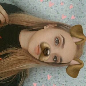 Meet your Posher, Valerie