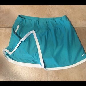 Nike jogging skort