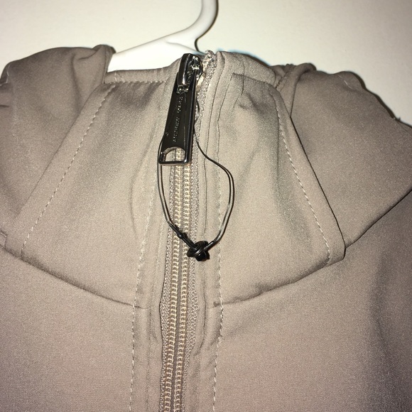 Andrew Marc jacket size L - Picture 4 of 7