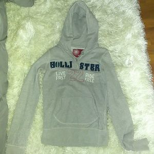 Hollister sweatshirt