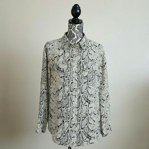 EQUIPMENT FEMME 100% Silk snake print blouse